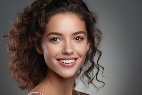 河南尹彩霞医美医生专業挂号预约方式，便捷在线或现场预约绚丽祛斑服务！