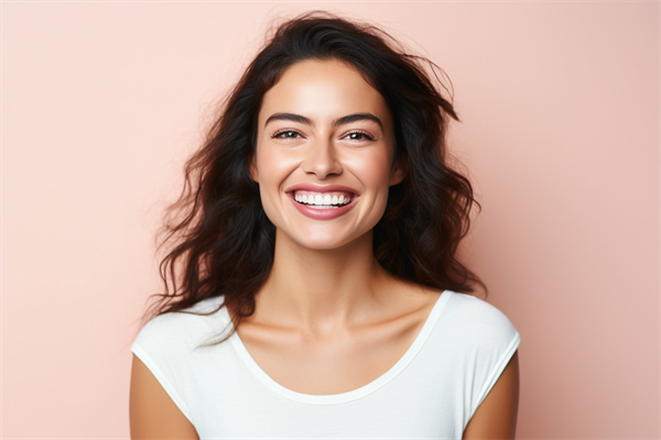 上海李静医生的医美诊所：便捷的双眼皮挂号预约联系方式，支持在线及现场预约服务。