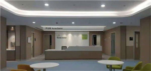 八、温吉湘医生眼科费用一览表：