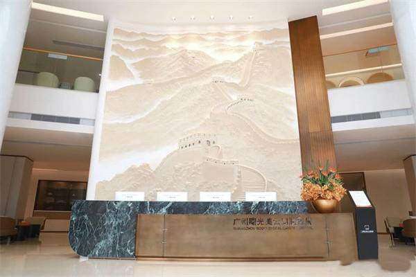 广州曙光美云口腔医院侯群医生的收费价格