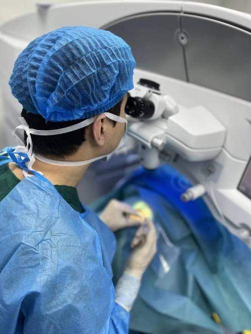 通辽市医院眼科医生团队实力强大