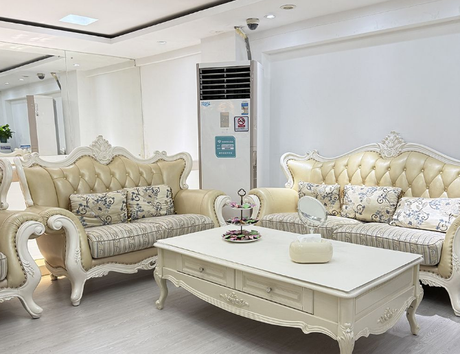 M唇手术4000元起，潘柏林医生技术高超，术后唇形自然，患者口碑爆棚效果惊艳