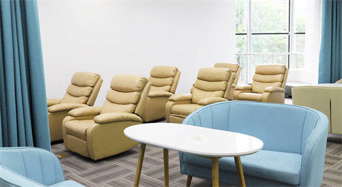 佰视佳眼科的设备支持