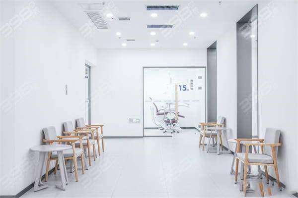 陕西省的西安双宝口腔医院怎么样？医生正规设备全，实力雄厚值得信赖