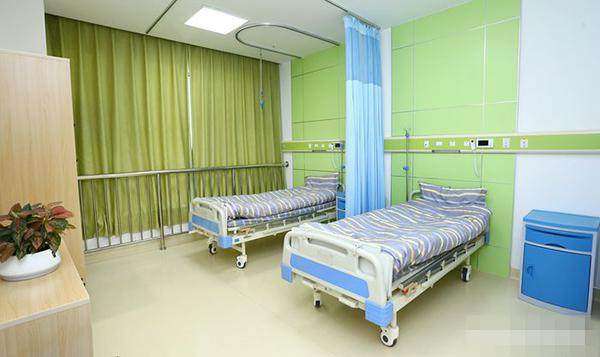 兰州华厦眼科医院魏建兰怎么联系？附医院地址、正规资质及挂号指引