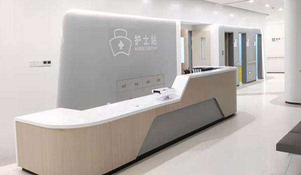 广州普瑞眼科医院黄新华评价好不好？眼底病诊疗实力出众获患者认可