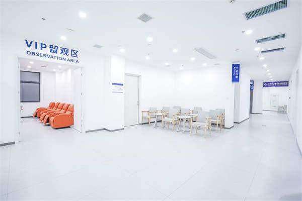 西安双宝口腔医院田美丽医生优势：专业诊疗技术精湛，贴心服务获患者广泛认可