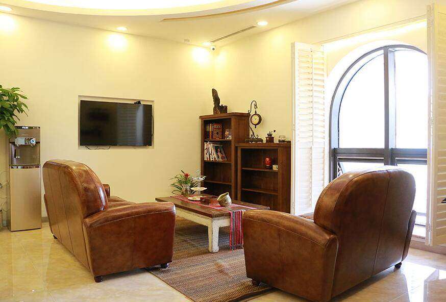 北京客来美舍医疗美容诊所江会芳的任职经历和荣誉与成就：精研眼整脂填