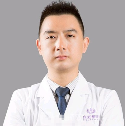 李瑶