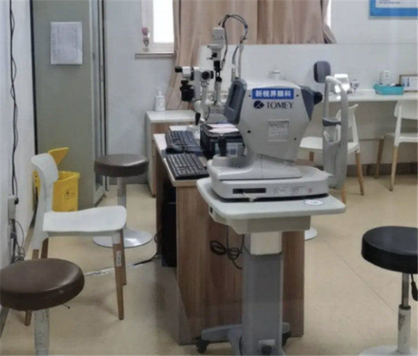 成都新视界眼科医院赖静预约方式，附挂号流程、咨询电话及上班时间